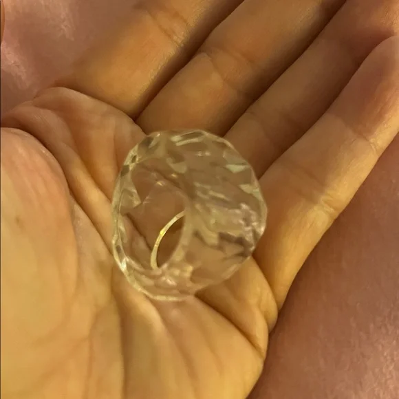 21# Clear Geometric Statement Ring - Picture 8 of 10